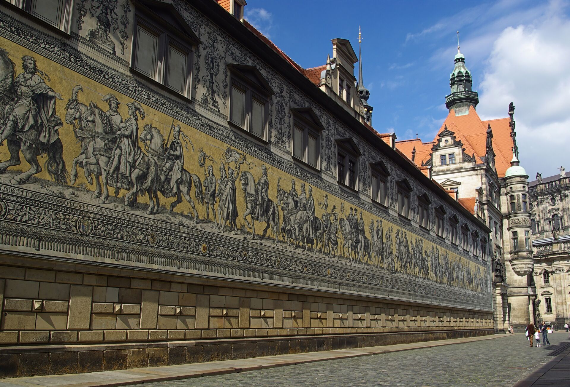 Foto von Dresden mit Blick auf den Fürstenzug